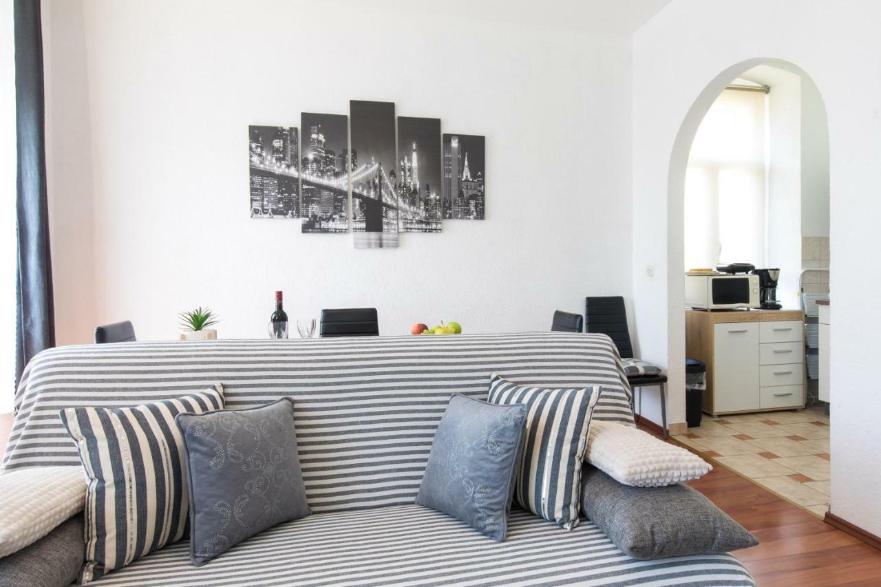 Apartment Tessa Rijeka Bagian luar foto